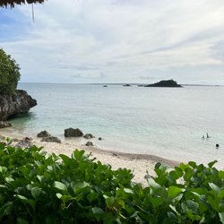Tepanee Beach Resort - This is in front of the resort