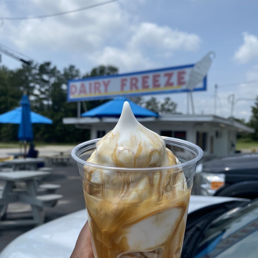 Dairy Freeze - Carmel Sundae - Ice Cream & Frozen Yogurt Near Me - McKenney, Virginia