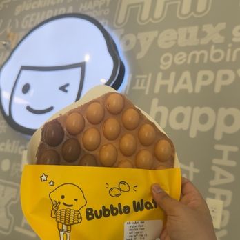 Happy Lemon - 8/10 bubble waffle. Has a decent taste, I would recommend pairing with "puff cream" to elevate your experience - Bubble Tea Near Me - Portland, Oregon Happy Lemon - 8/10 bubble waffle. Has a decent taste, I would recommend pairing with "puff cream" to elevate your experience - Bubble Tea Near Me - Portland, Oregon