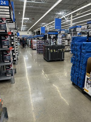 Walmart Supercenter by null