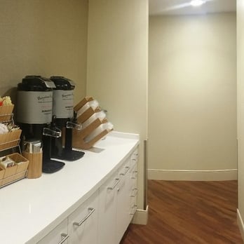 Hawaiian Airlines - Coffee, water, and soft drinks! - Airlines Near Me - Hilo, Hawaii Hawaiian Airlines - Coffee, water, and soft drinks! - Airlines Near Me - Hilo, Hawaii