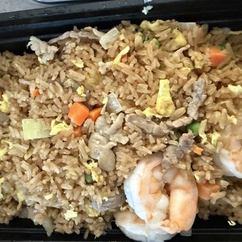 Corner 17 - Combo fried rice - Chinese Near Me - St. Louis, Missouri