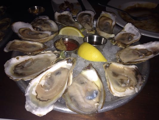 Pearlz Oyster Bar by null