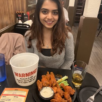 Duff's Famous Wings - Can you tell wings make me happy? - American Near Me - Amherst, New York Duff's Famous Wings - Can you tell wings make me happy? - American Near Me - Amherst, New York