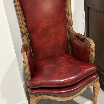 Summerlin Upholstery and Decor - Chair - Furniture Reupholstery Near Me - Las Vegas, Nevada Summerlin Upholstery and Decor - Chair - Furniture Reupholstery Near Me - Las Vegas, Nevada