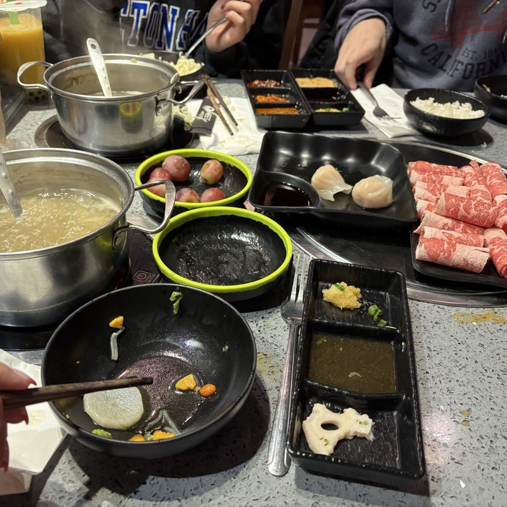 Meet Hot Pot - Yum! - Cajun/Creole Near Me - Carlstadt, New Jersey Meet Hot Pot - Yum! - Cajun/Creole Near Me - Carlstadt, New Jersey