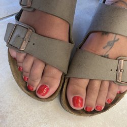 Good Nails By Ana - Pedicure