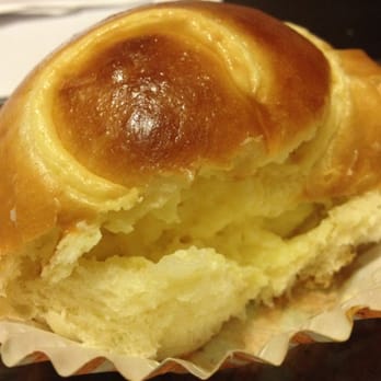 85°C Bakery Cafe-Irvine - Yummy insides; milk pudding bun (I think?) - Coffee & Tea Near Me - Irvine, California 85°C Bakery Cafe-Irvine - Yummy insides; milk pudding bun (I think?) - Coffee & Tea Near Me - Irvine, California