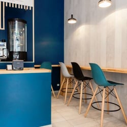 Bagel & Cream - Boutique de la rue d'Anjou, super déco!