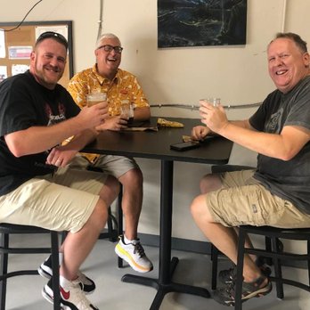 Strong Arm Brew Works - Breweries Near Me - Dickinson, Texas