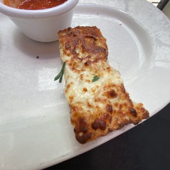 Giordano's - Garlic cheesy bread - Pizza Near Me - Chicago, Illinois Giordano's - Garlic cheesy bread - Pizza Near Me - Chicago, Illinois