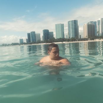 Ala Moana Beach - I stayed longer in water than I should've - Beaches Near Me - Honolulu, Hawaii Ala Moana Beach - I stayed longer in water than I should've - Beaches Near Me - Honolulu, Hawaii