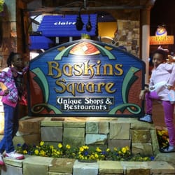 Baskins Square Mall