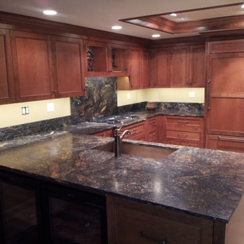 Deetken Construction - a kitchen with granite counter tops - General Contractors Near Me - Novato, California Deetken Construction - a kitchen with granite counter tops - General Contractors Near Me - Novato, California