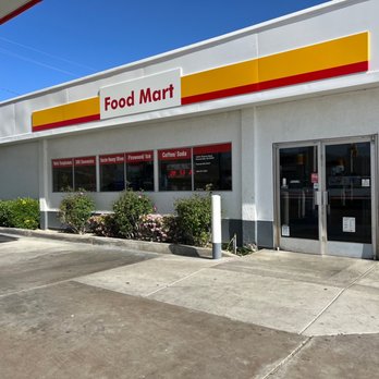 Pearsonville Shell - 4/24/23 exterior, entrance; has a Subway also - Gas Stations Near Me - Inyokern, California Pearsonville Shell - 4/24/23 exterior, entrance; has a Subway also - Gas Stations Near Me - Inyokern, California