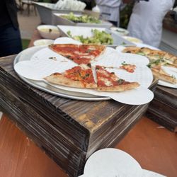 Pizza 900 Mobile Catering - Margherita pizza...... Delicious!