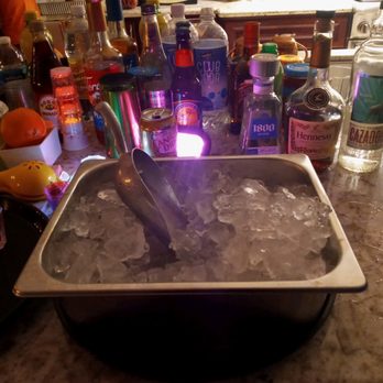 Bartending Babes - Professional bartender - Bartenders Near Me