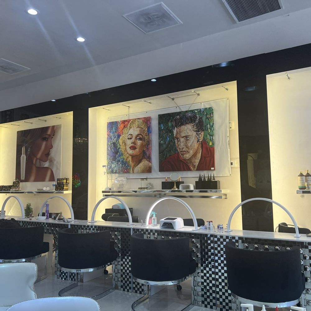 Queen Beauty Spa - Manicure station - Nail Salons Near Me - Miami Beach, Florida Queen Beauty Spa - Manicure station - Nail Salons Near Me - Miami Beach, Florida