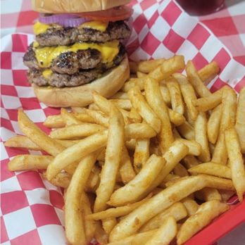 City Cafe - Stop by & enjoy a big ol juicy hamburger with us. - Breakfast & Brunch Near Me - De Kalb, Texas