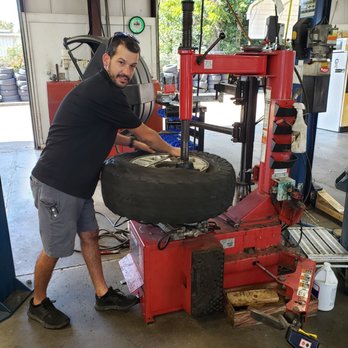 Ross Automotive - Raymond changing my tires. - Auto Repair Near Me - Valdosta, Georgia Ross Automotive - Raymond changing my tires. - Auto Repair Near Me - Valdosta, Georgia