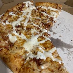 Riviera Pizza - Chicken Bacon Ranch Pizza