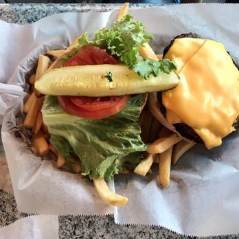 Casey Key Fish House - Cheeseburger in paradise if you're tired of fish - Seafood Near Me - Osprey, Florida Casey Key Fish House - Cheeseburger in paradise if you're tired of fish - Seafood Near Me - Osprey, Florida