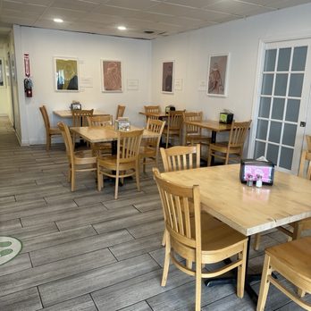 Healthy Substance - Dining area - Vegan Near Me - Chicago, Illinois Healthy Substance - Dining area - Vegan Near Me - Chicago, Illinois