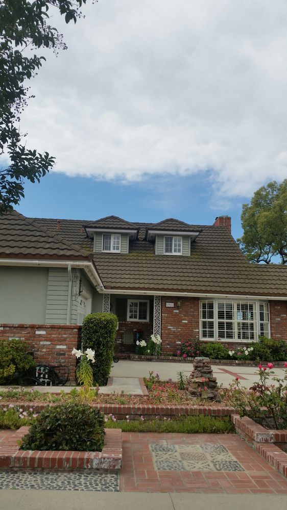 Slide of Dependable Roofing Services