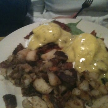 The Bongo Room - eggs benedict - New American Near Me - Chicago, Illinois