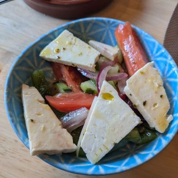 Traveler's Table - Greek Salad. - Venues & Event Spaces Near Me - Fort Thomas, Kentucky Traveler's Table - Greek Salad. - Venues & Event Spaces Near Me - Fort Thomas, Kentucky
