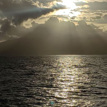 Trilogy Excursions - Even with cloud cover, we were treated to a colorful sunset. - Snorkeling Near Me - Lahaina, Hawaii Trilogy Excursions - Even with cloud cover, we were treated to a colorful sunset. - Snorkeling Near Me - Lahaina, Hawaii