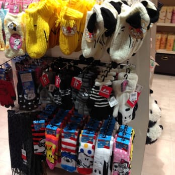 スヌーピータウンショップ 二子玉川店 玉川2 21 1 世田谷区 東京都 Japan Yelp