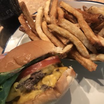 BurgerFi - Burgers Near Me - Aventura, Florida BurgerFi - Burgers Near Me - Aventura, Florida