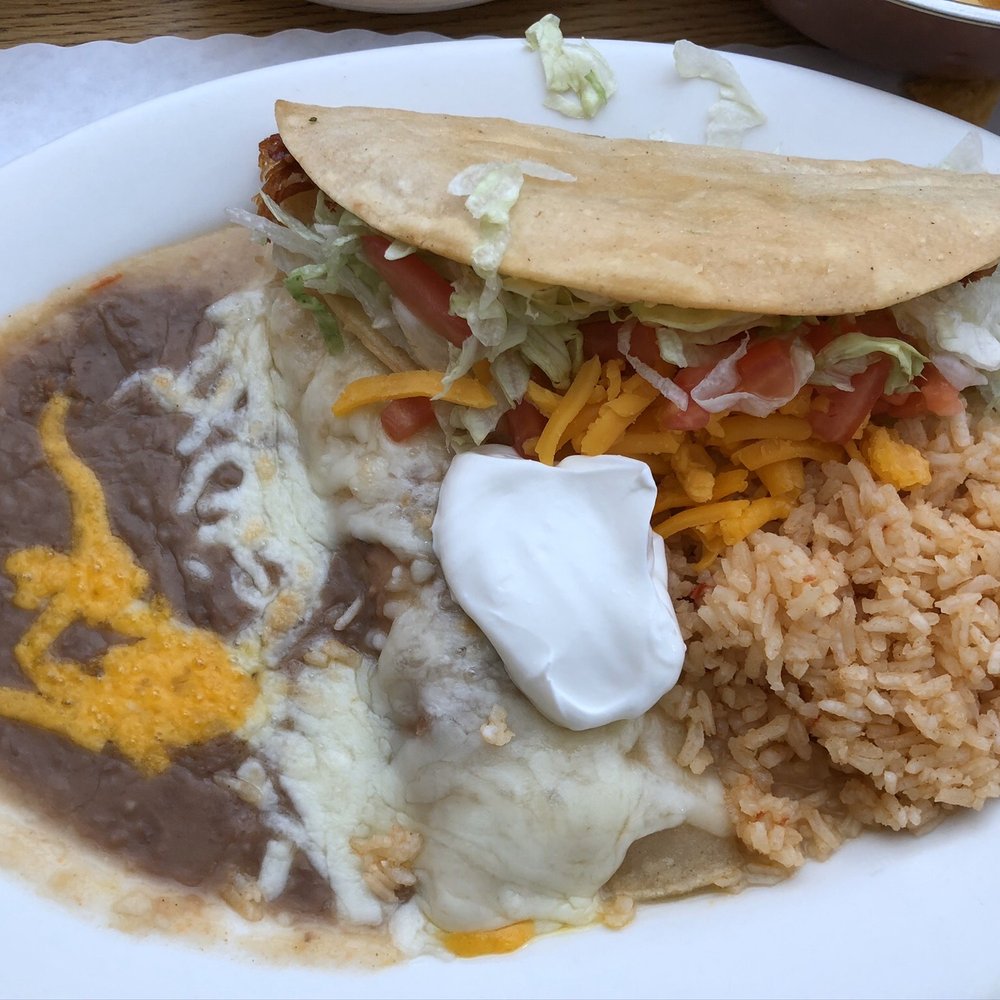 Mama Chus - Cheese Enchilada & Chicken Taco combo plate - - Mexican Near Me - Orem, Utah Mama Chus - Cheese Enchilada & Chicken Taco combo plate - - Mexican Near Me - Orem, Utah