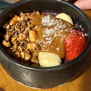 Two Pups Coffee - Açaí bowl - Cafes Near Me - Dublin, D