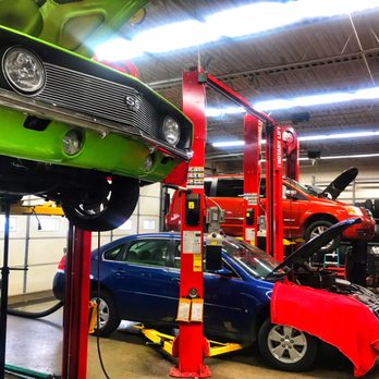 Best Automotive - Just another busy morning!  We appreciate our customers and employees! - Auto Repair Near Me - Springfield, Missouri