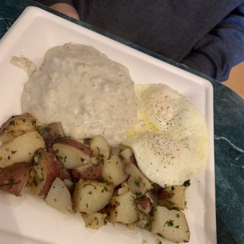 Egghead's Restaurant - Uncle Henry's farmhand favorite - Breakfast & Brunch Near Me - Fort Bragg, California