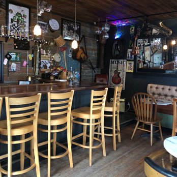 Elliotborough Mini Bar