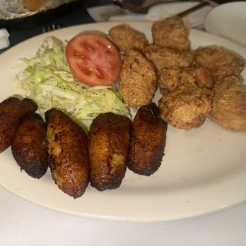 Flor de Mayo - Chica BONELESS Fried Chicken Chunks Fried Rice Combo with Sweet Plantain (Maduros) - Chinese Near Me - New York, New York Flor de Mayo - Chica BONELESS Fried Chicken Chunks Fried Rice Combo with Sweet Plantain (Maduros) - Chinese Near Me - New York, New York
