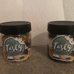 The Tasty Morsel - Cake in a Jar