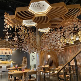 Kyuramen - Beautiful decor! - Ramen Near Me - Tigard, Oregon