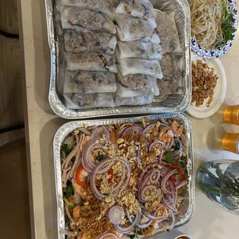 Kim Huong - Banh cuon and goi ngo sen, regular trays - Desserts Near Me - Westminster, California