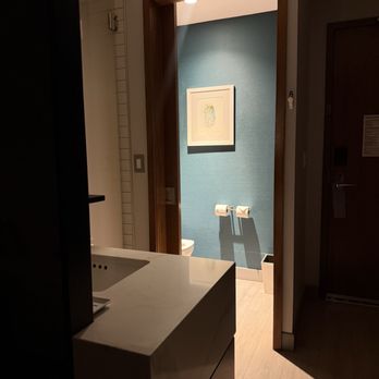 Le Méridien Denver Downtown - Hotels Near Me - Denver, Colorado