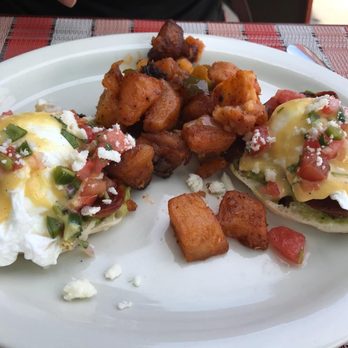 Sonoma Bistro - Chorizo guacamole eggs Benedict. Yumn - Breakfast & Brunch Near Me - Rutherford, New Jersey