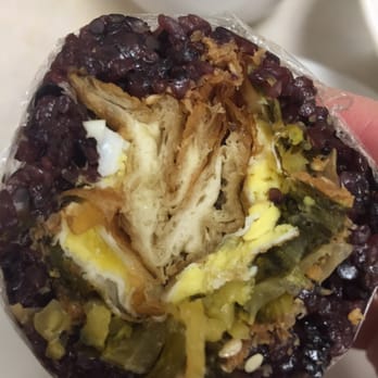 Huge Tree Pastry - Vegetarian fan tuan with purple rice, egg and pickled vegetables. So good. - Taiwanese Near Me - Monterey Park, California Huge Tree Pastry - Vegetarian fan tuan with purple rice, egg and pickled vegetables. So good. - Taiwanese Near Me - Monterey Park, California