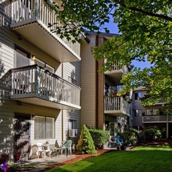 Creekside Village Retirement Residence