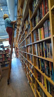 Parnassus Books by null
