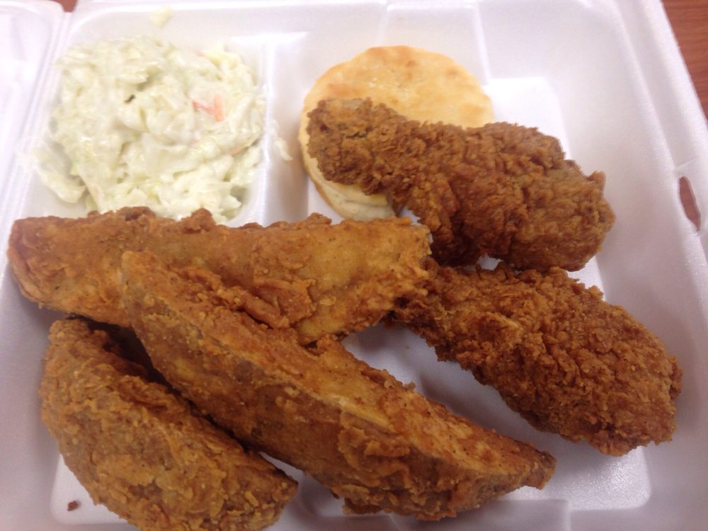 CHESTER’S CHICKEN Updated August 2024 2218 US82, Greenwood