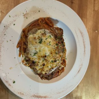 Cow Steakhouse - Chicken crusted with pasta - Steakhouses Near Me - Kissimmee, Florida Cow Steakhouse - Chicken crusted with pasta - Steakhouses Near Me - Kissimmee, Florida
