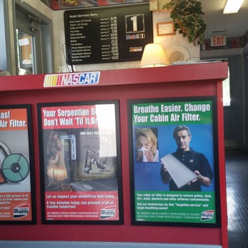 Pit Stop Service Center - The waiting room - Auto Repair Near Me - Summerville, South Carolina Pit Stop Service Center - The waiting room - Auto Repair Near Me - Summerville, South Carolina